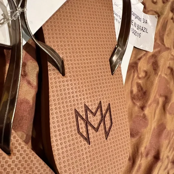Flip Flop - Malvasia Size 5/6. Color brown and lux. NWT - Picture 9 of 17